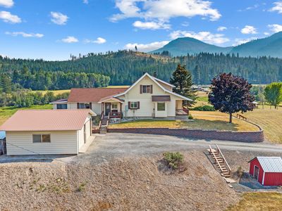 2228 Blue Creek Rd
