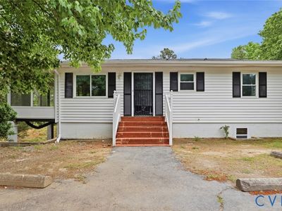 Property at 5431 W 100th Rd, Chester, VA