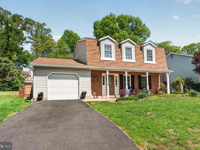 8745 Country Ln