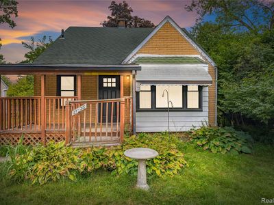 Property at 21328 Waldron St, Farmington Hills, MI