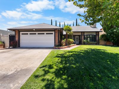 2038 E Avenue R12