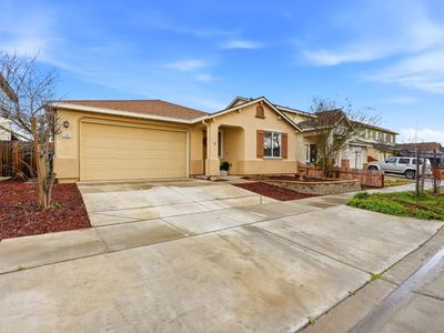 1161 Greenbrier Dr