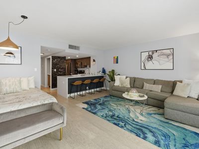 1200 West Avenue #324