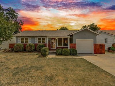 1415 W Lydia St