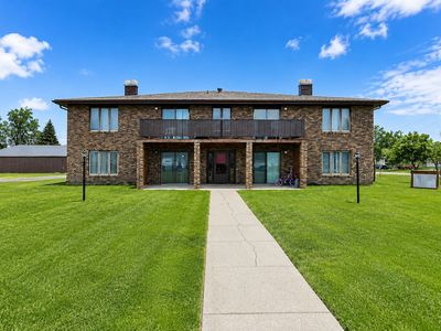241 6th Ave S