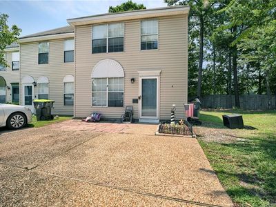439 Eureka Loop