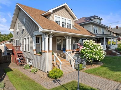 1149 Main St