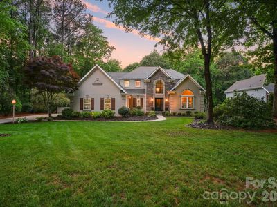 188 Lake Mist Dr