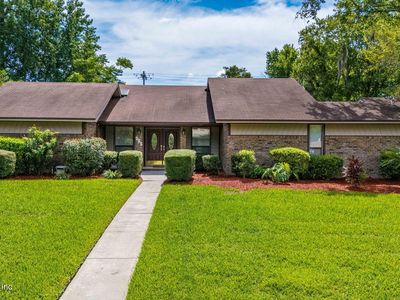 355 PERTHSHIRE Drive