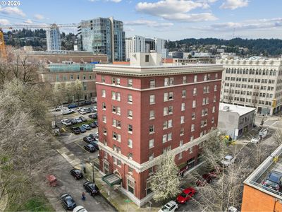 1005 SW Park Ave Unit 203
