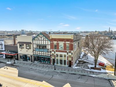 810 South 8th STREET