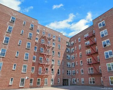 1 Hawley Terrace #5J