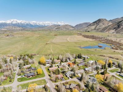 1780 W Pack Saddle Dr