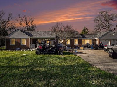 9235 Lapeer Rd