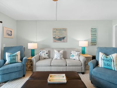 8743 Thomas Dr UNIT 205