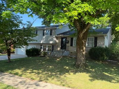 1959 Easthill Dr
