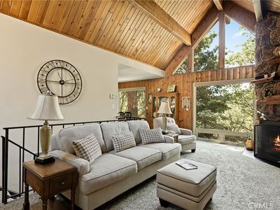 26495 Walnut Hills Dr