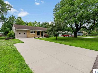 47 Skyline Dr