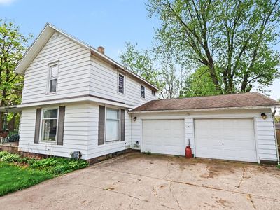 Property at 126 E South St, Vicksburg, MI
