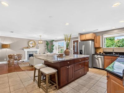 3623 Fireway Dr