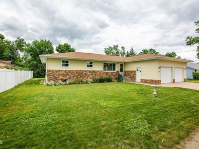 Property at 208 4th St NW, Hazen, ND