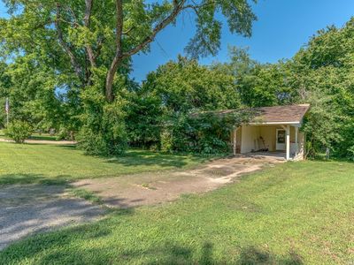 Property at 1135 Meadowcrest Dr, Mountain Home, AR