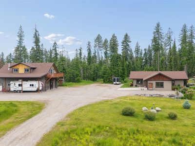 1221 Grand Fir Rd