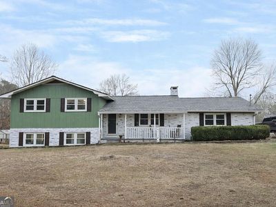 100 Woodlake Dr