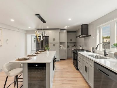22 Hunting St #3P