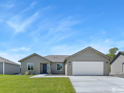 308 N Sandy Loop