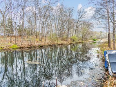 Property at 2050 Main Rd, Laurel, NY