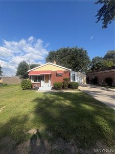 Property at 639 Harlem Rd, Buffalo, NY