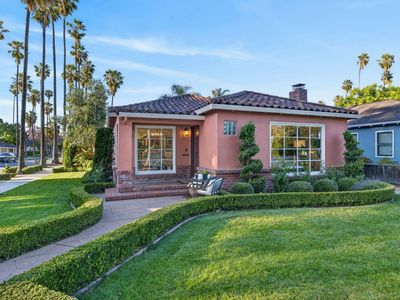 735 Palm Haven Ave