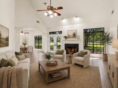 1010 Mockingbird Ln