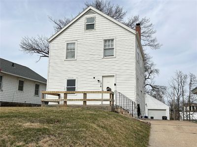 136 33rd Street Dr SE