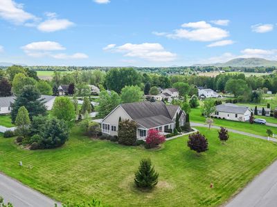 1 Ormsby Cir