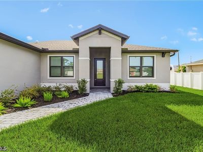 825 SW 9th Ct