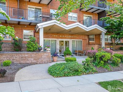 Property at 123 S Adelaide Ave APT 5N, Highland Park, NJ