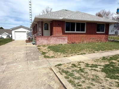 110 2nd St