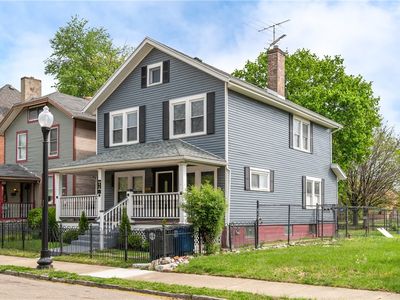44 Horace St