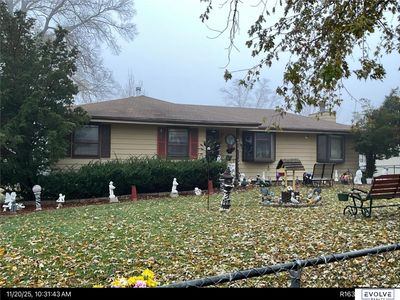 6317 N 49th Ave