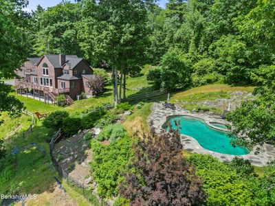 34 Millard Rd