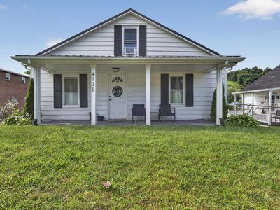 4276 Baptist Valley Rd
