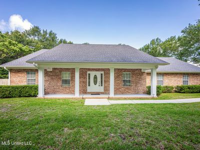 13813 Puerto Dr