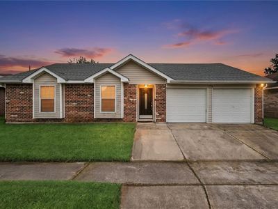 2916 Sherwood Dr