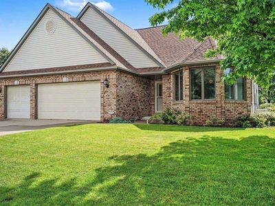 3828 Thornridge Dr