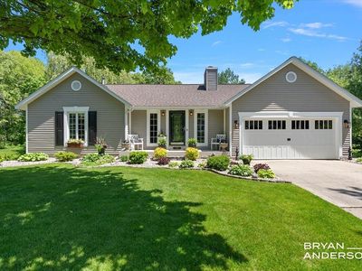 6260 Arroyo Vista Dr NE