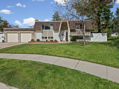 9633 S Sleepy Hollow Cir