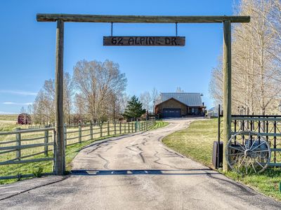 62 Alpine Dr