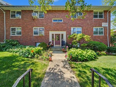 20 Dehaven Drive #2E